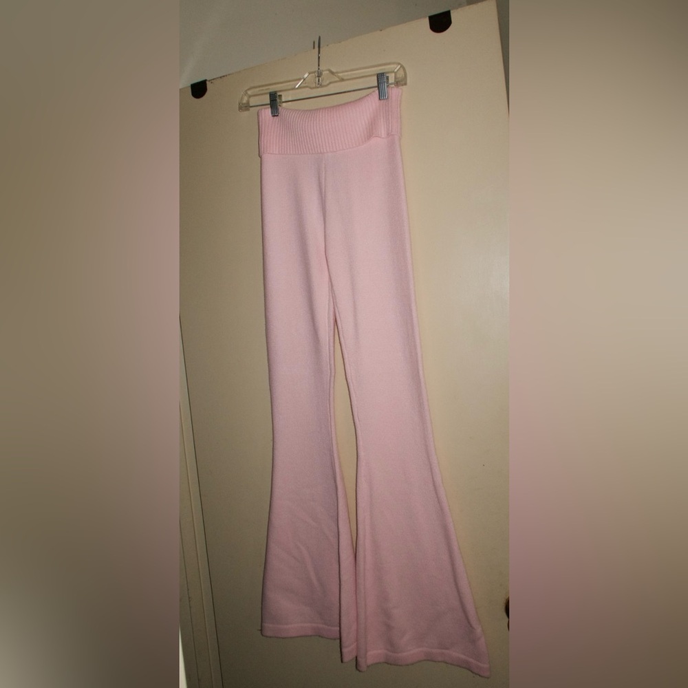 Edikted Soft Pink Knit Pants